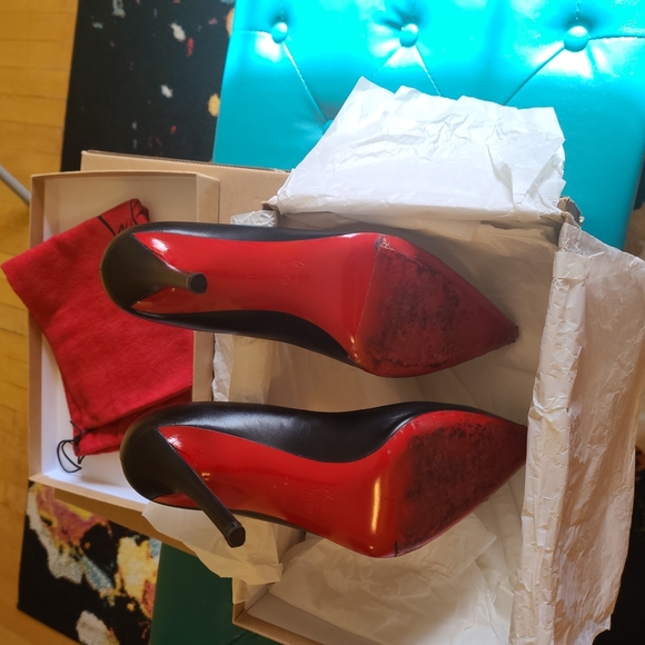 Shoes - Picture 3 of 6